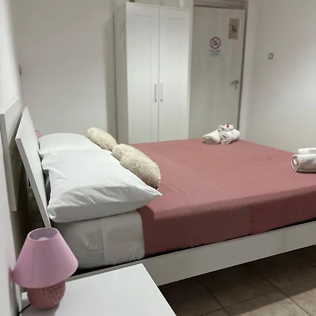 Dolce Notte Alojamento de Acomodação e Pequeno-almoço Taranto